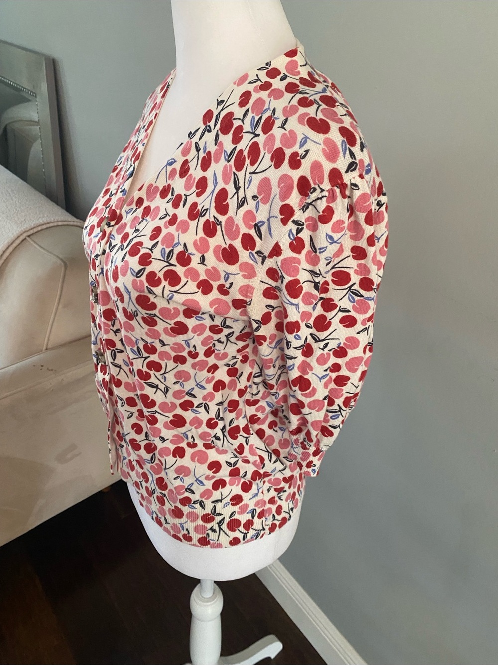 LOFT V-Neck Short Sleeve Cherry Print Cardigan - Pink/Red Sz XS - Picture 3 of 3